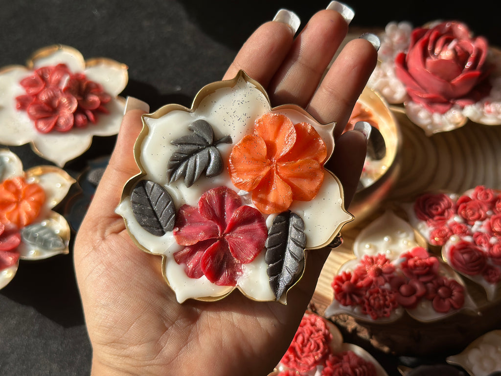 Floral garden flowers candle