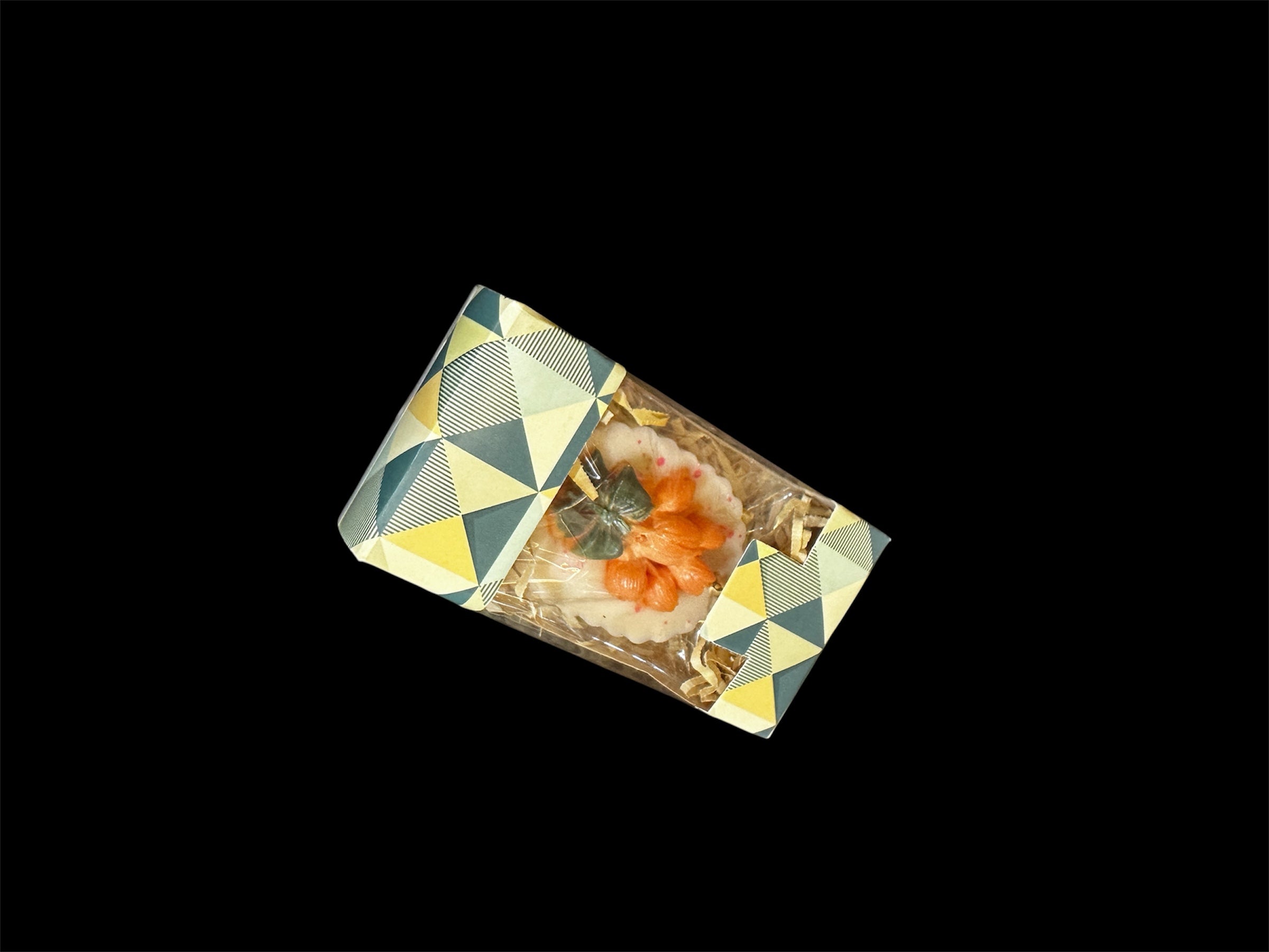 Floral wax sachets