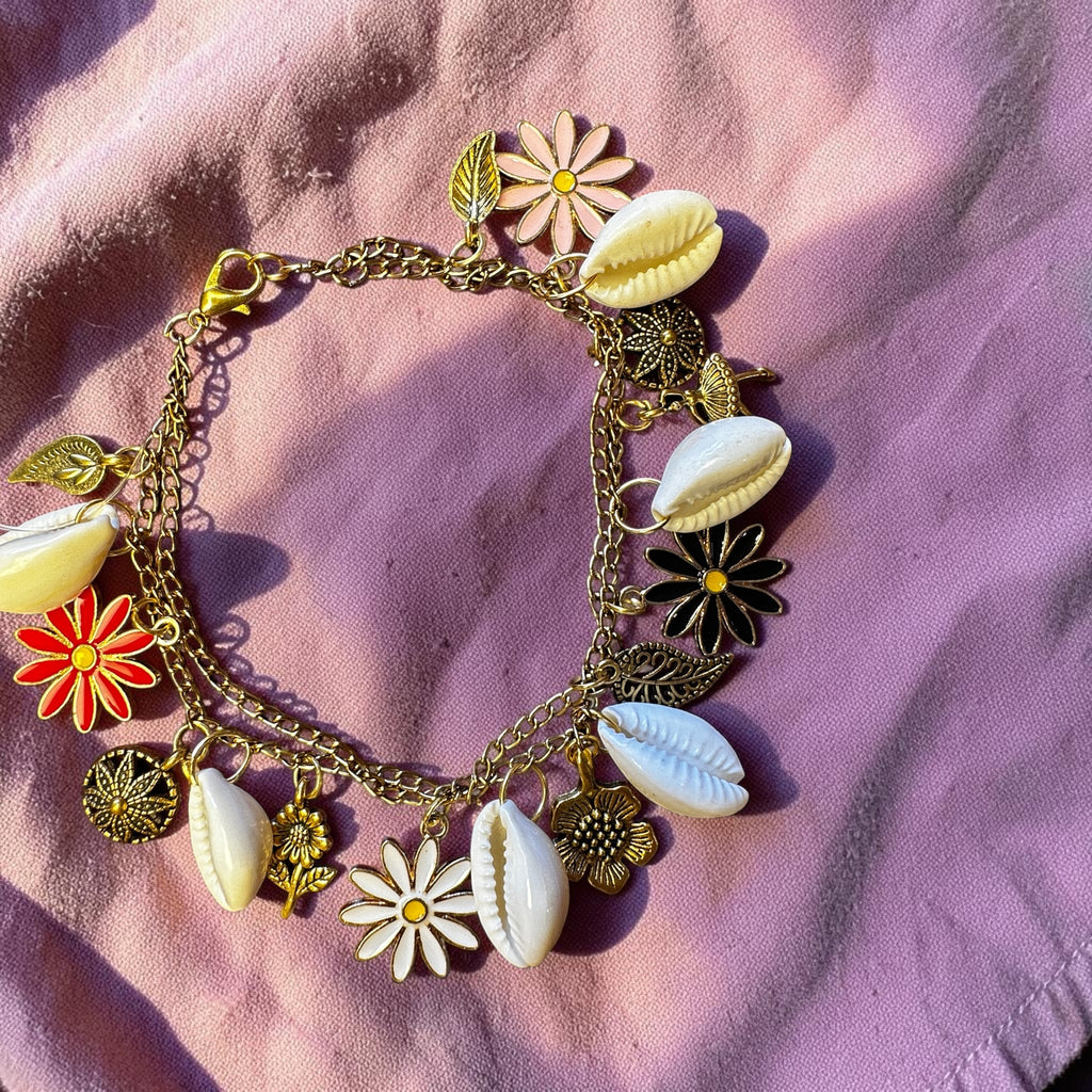 Charm bracelet