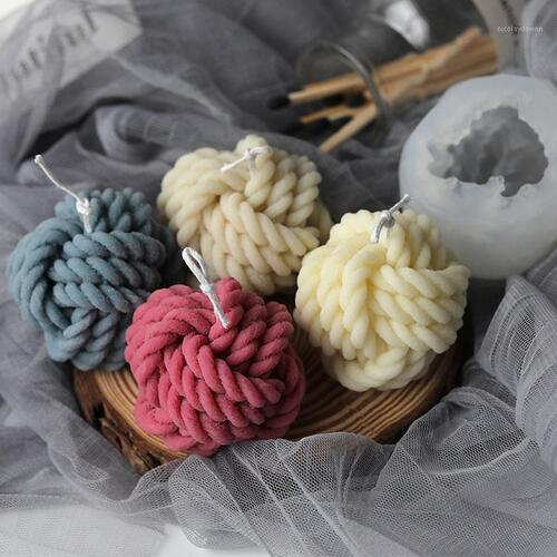 Cozy Knot Candles